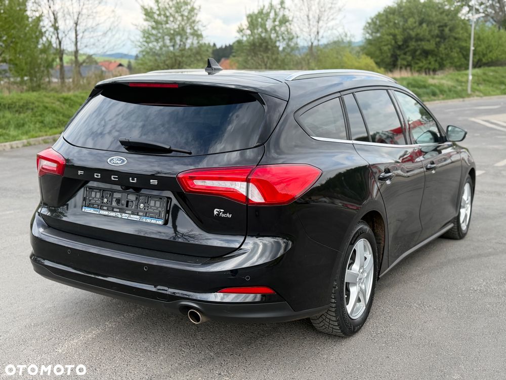 Ford Focus 1.0 EcoBoost Start-Stopp-System COOL&CONNECT DESIGN - 17