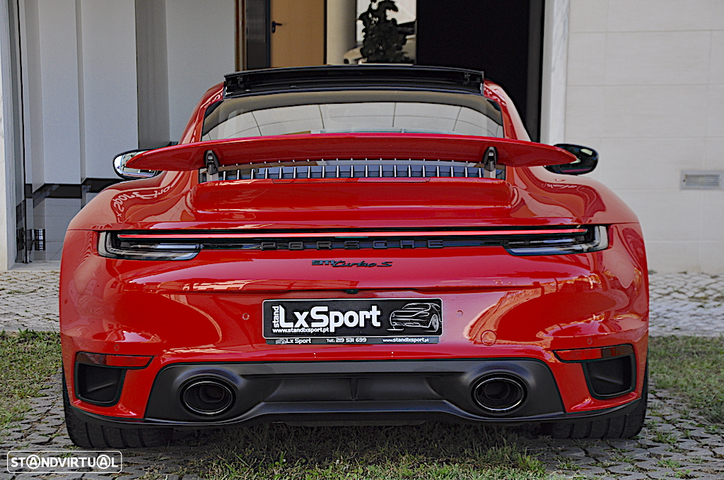 Porsche 911 (992) Turbo S PDK - 17