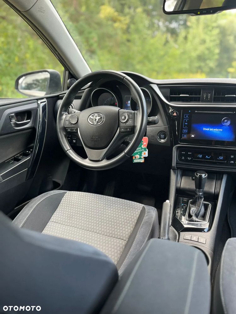 Toyota Auris 1.2 T GPF Selection MS - 11