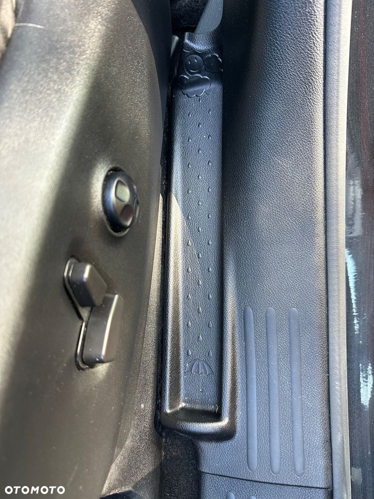 Chrysler Pacifica - 27