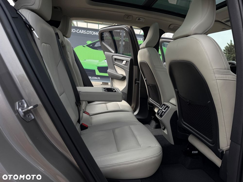 Volvo XC 40 D3 Inscription - 35