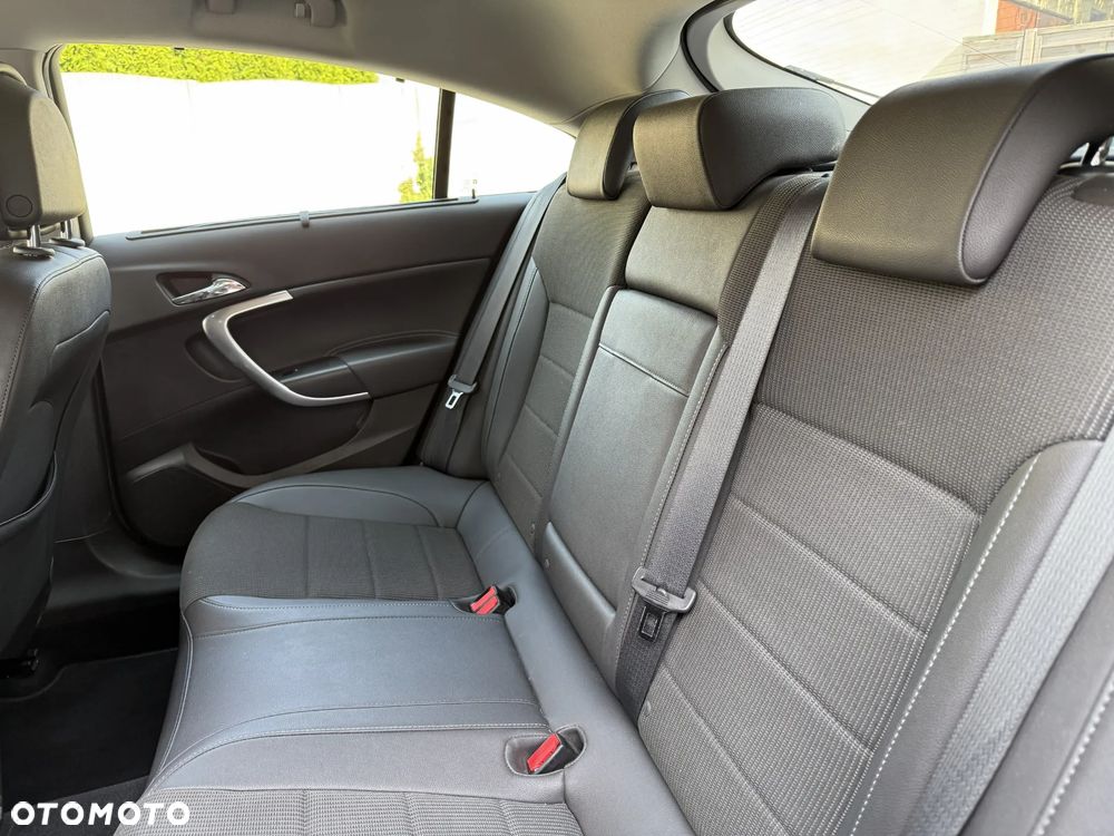 Opel Insignia - 19