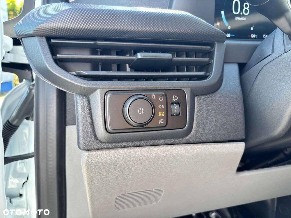 Ford Transit Custom - 26