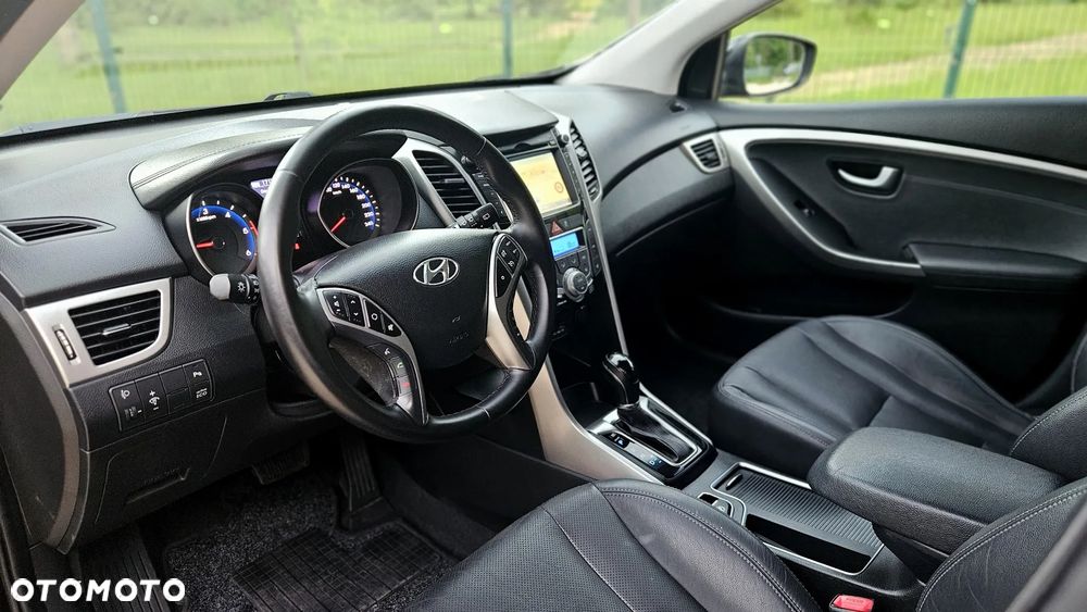 Hyundai i30 1.6 CRDi Automatik Style - 5