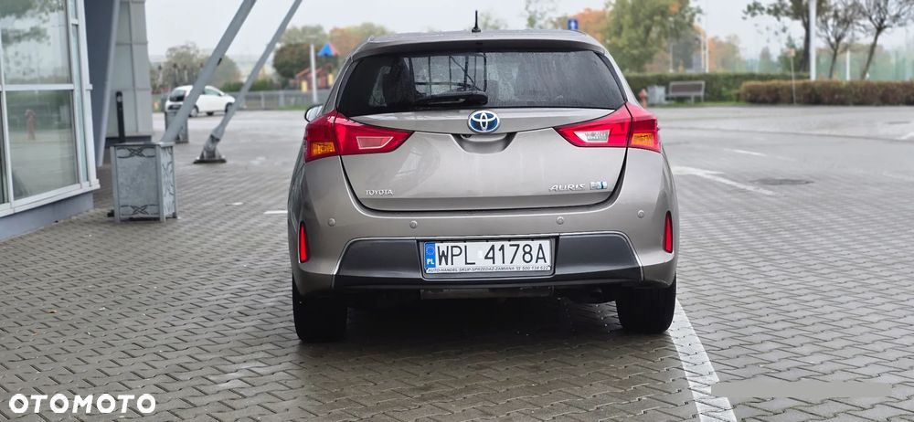 Toyota Auris - 14