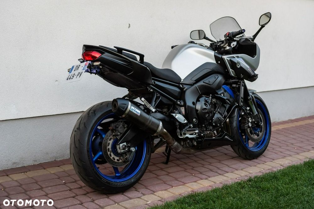 Yamaha FZ - 4