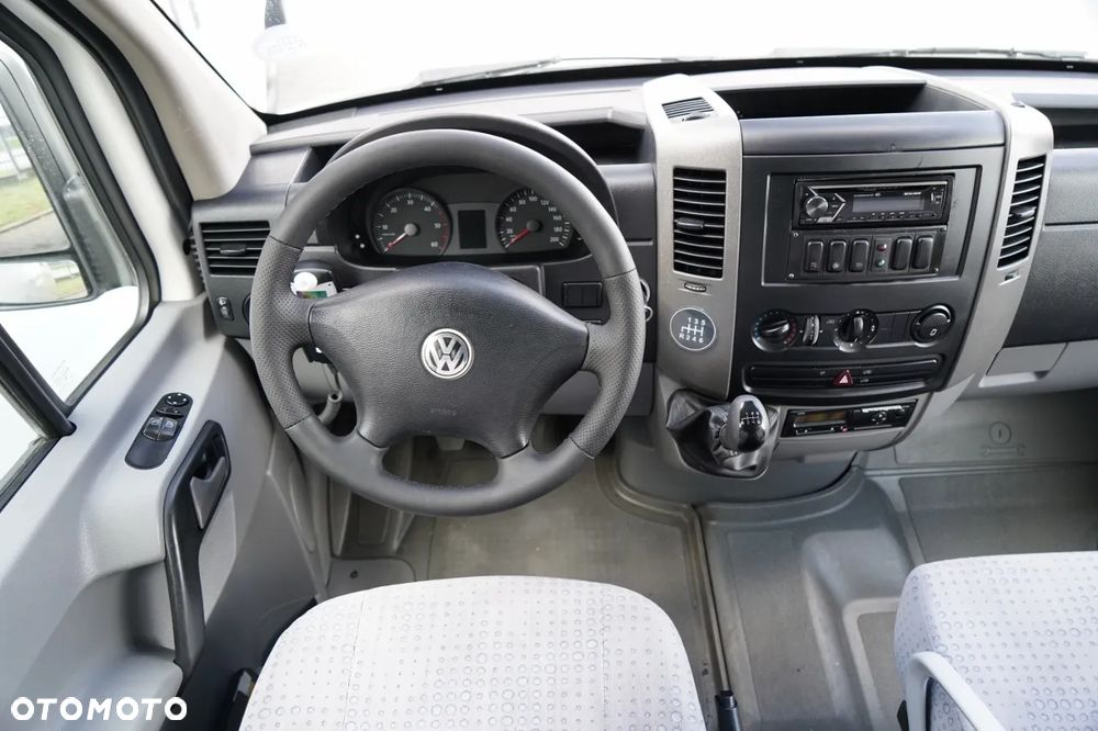 Volkswagen CRAFTER / EURO 5 / MANUAL / SPROWADZONY - 30