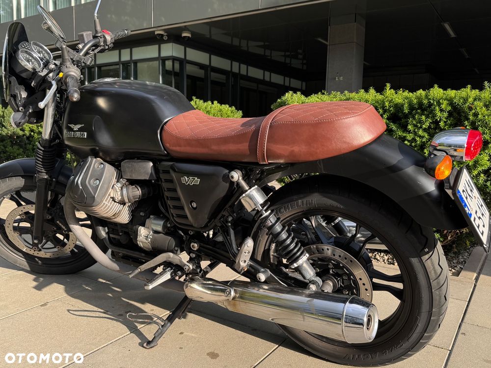 Moto Guzzi V7 - 11