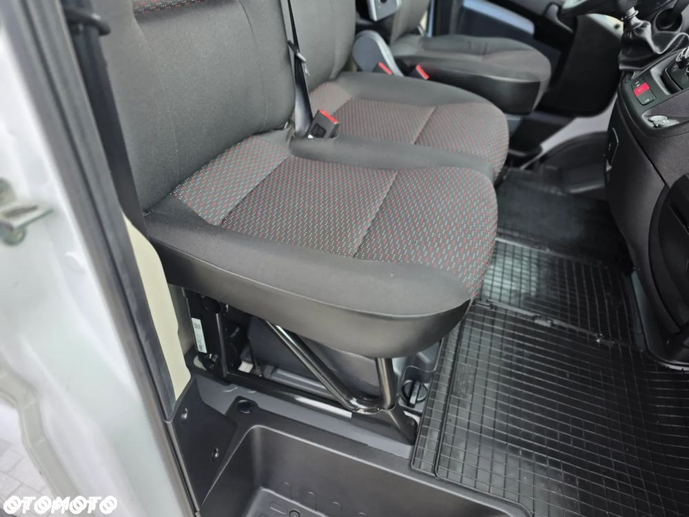 Peugeot Boxer L4H2 Extra Long 2.2 Diesel 165 Koni BEZWYPADKOWY z Polskiego Salonu I Model 2023 rok IPierwszy i Jedyny Właściciel I SERWISOWANY I Wyjątkowo Atrakcyjny Egzemplarz I - 38