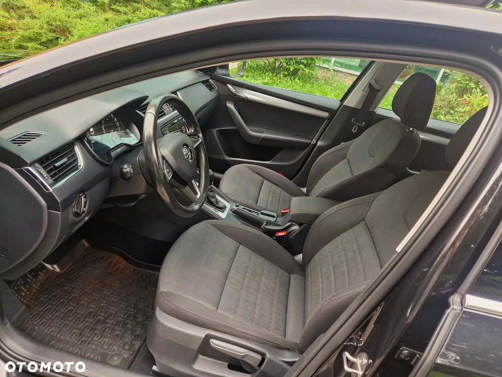 Skoda Octavia 2.0 TDI DSG Style - 15