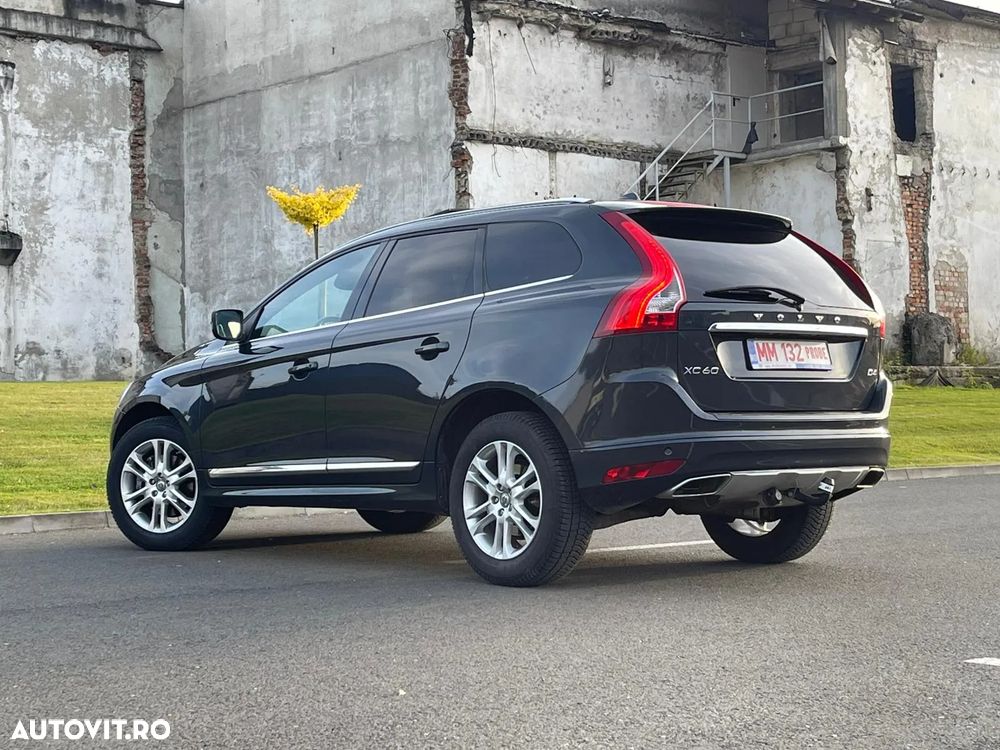Volvo XC 60 D4 Geartronic Momentum - 35