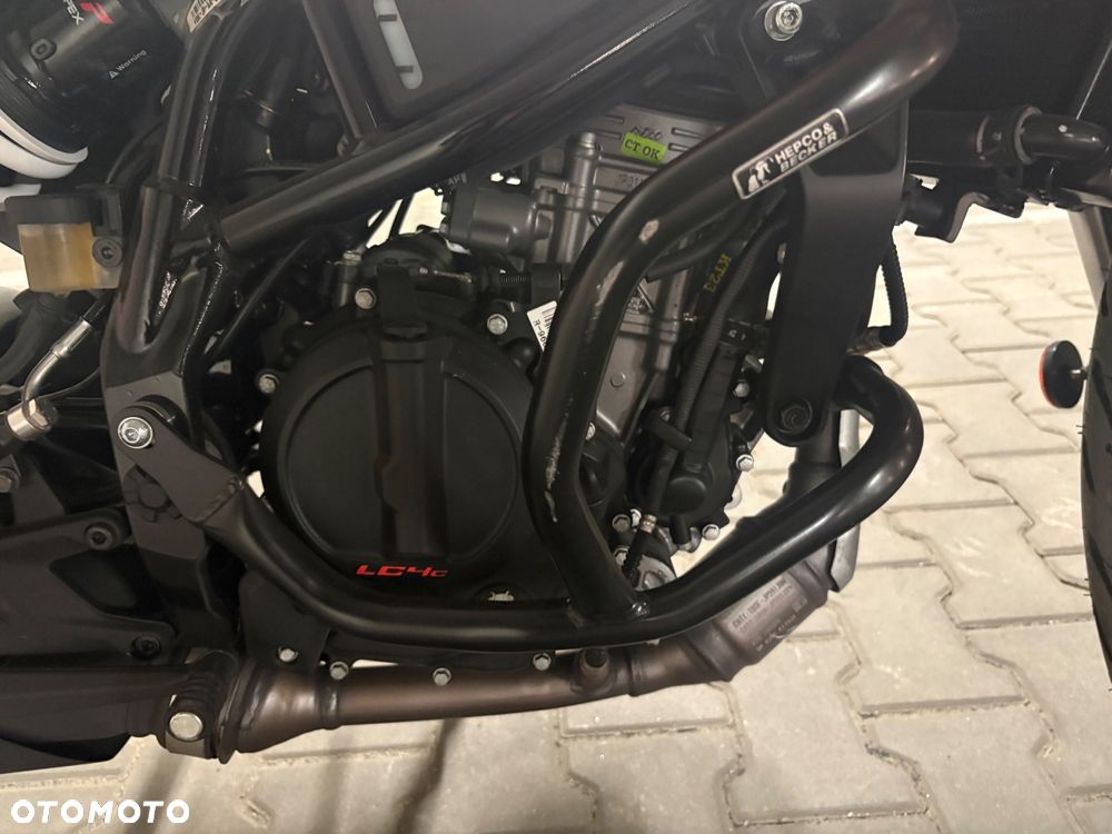 KTM Duke 125 - 8