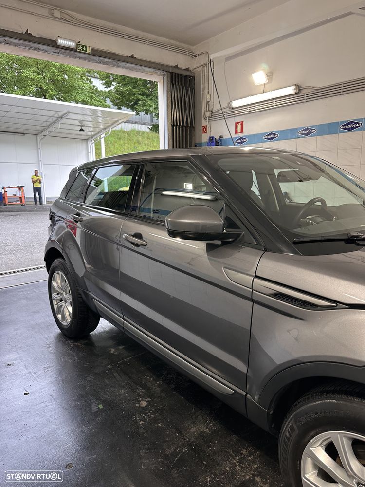 Land Rover Range Rover Evoque TD4 SE Dynamic - 9