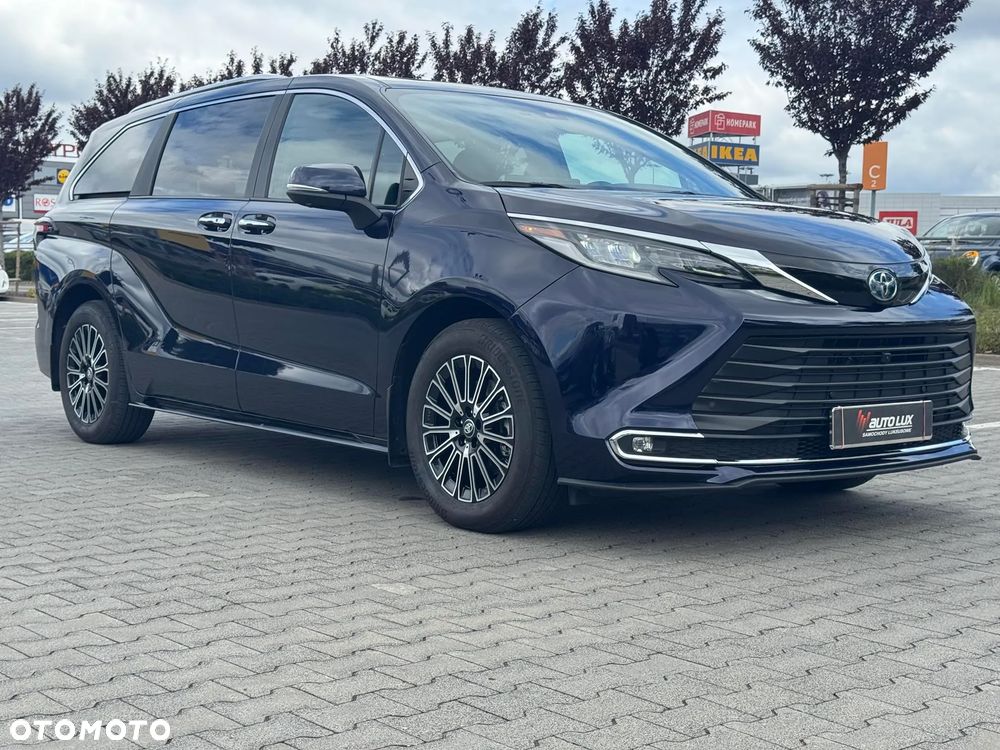 Toyota Sienna - 39