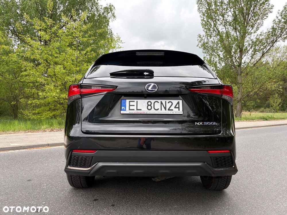 Lexus NX 300h Prestige AWD - 6