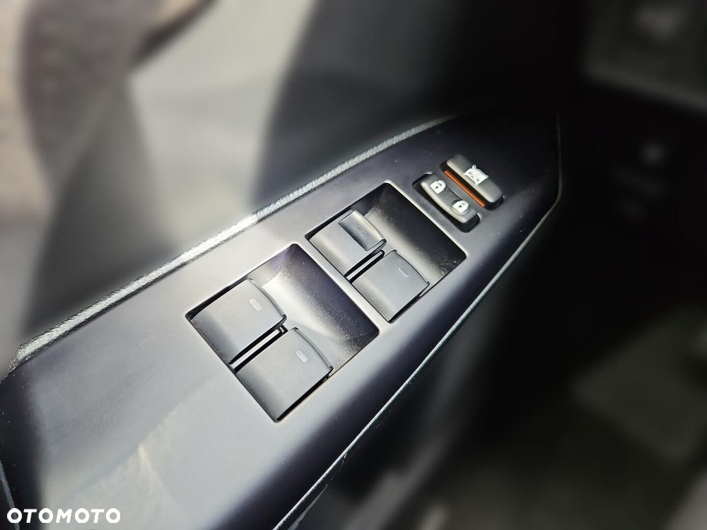 Lexus CT - 19