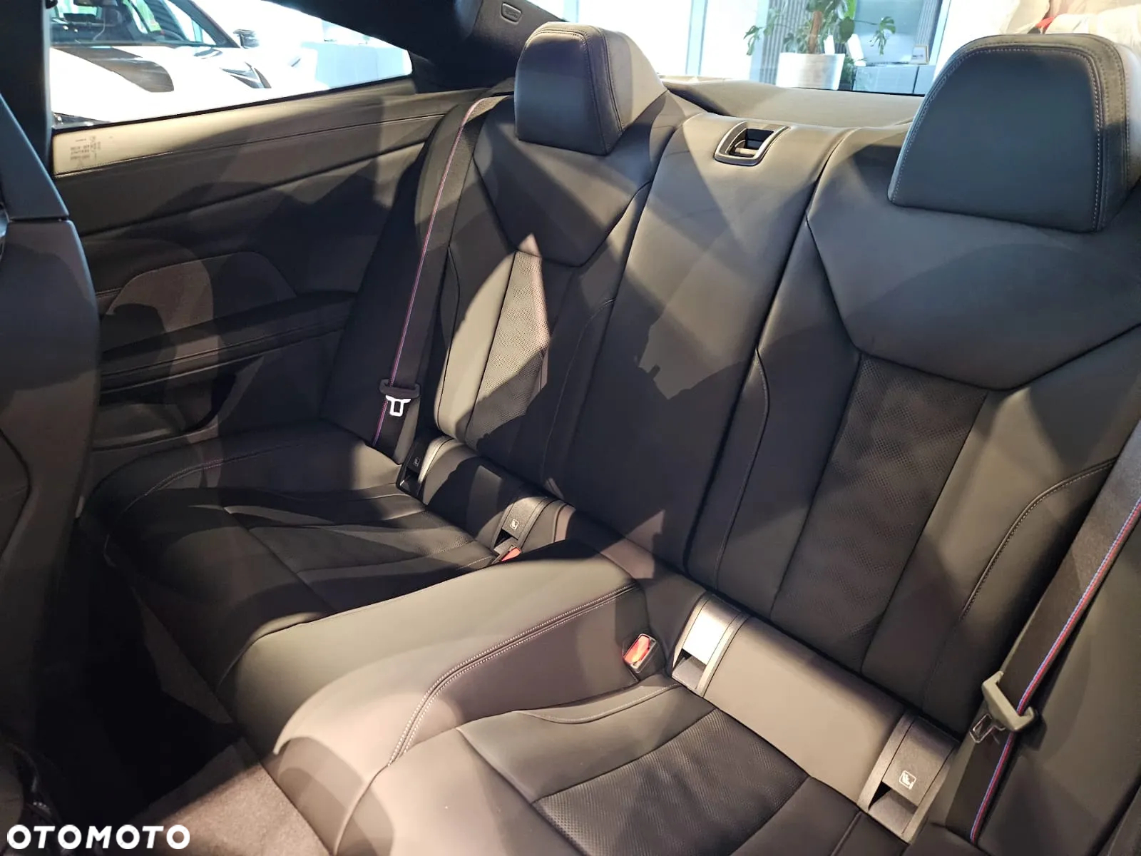 BMW M4 Competition M xDrive - 19