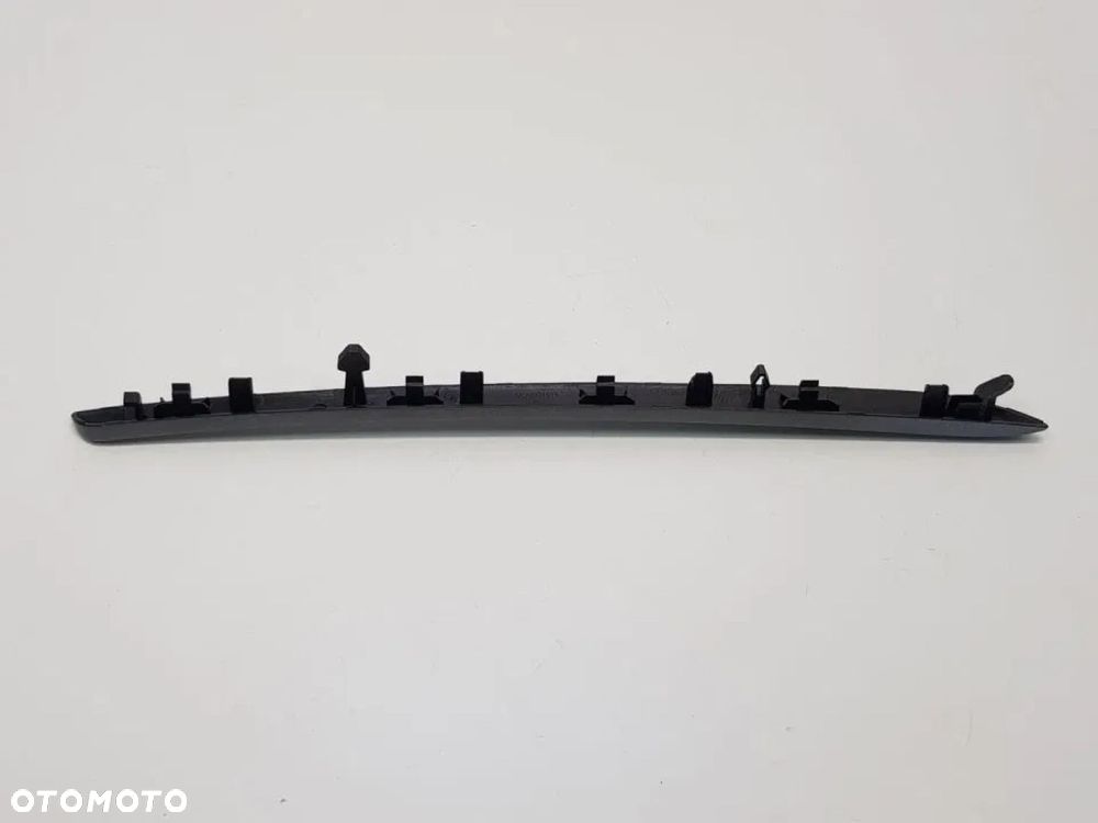 LISTWA DEKOR BOCZKA DRZWI PRAWA RENAULT MEGANE IV - 2