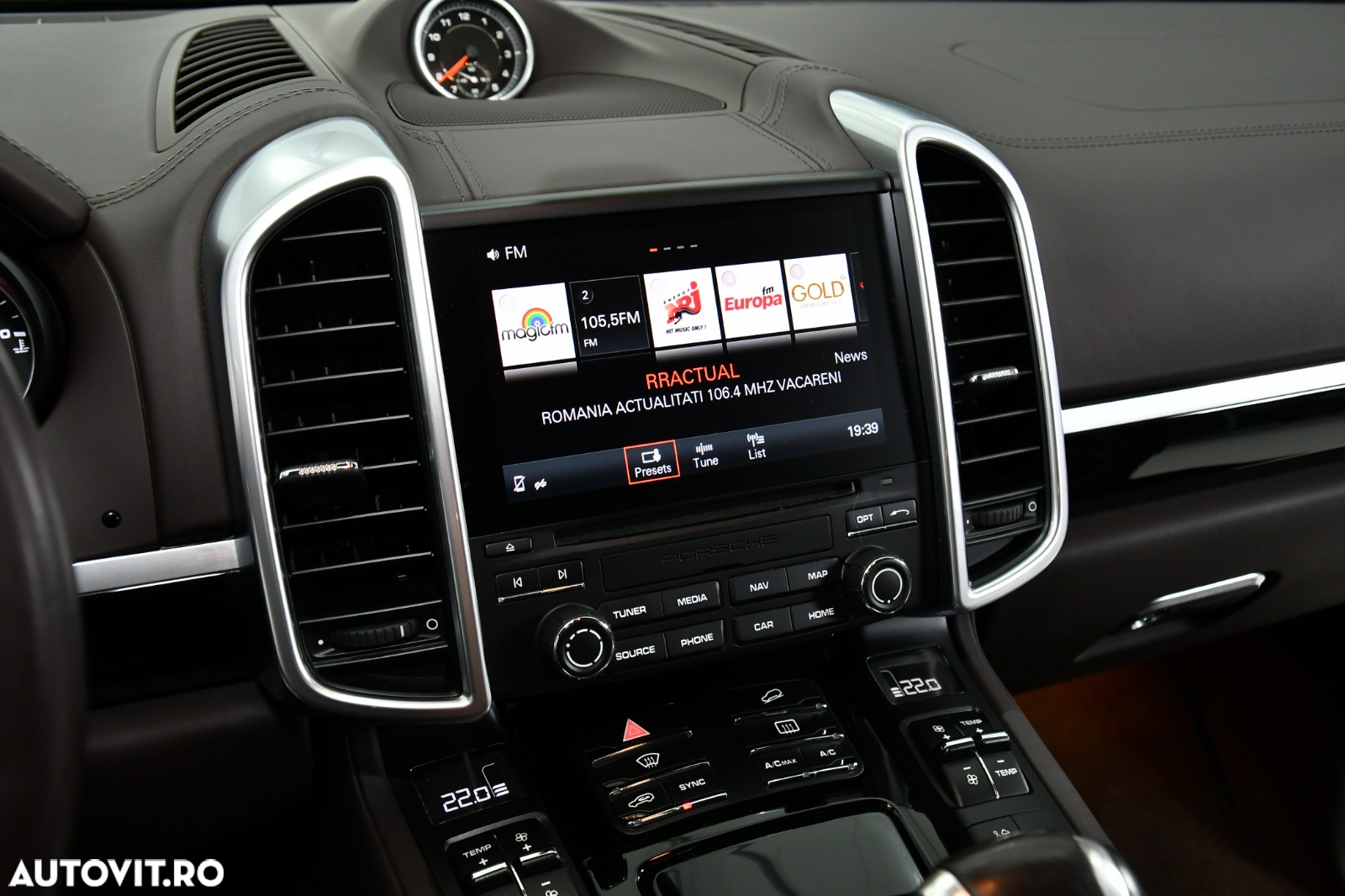 Porsche Cayenne 3.0 L - 14