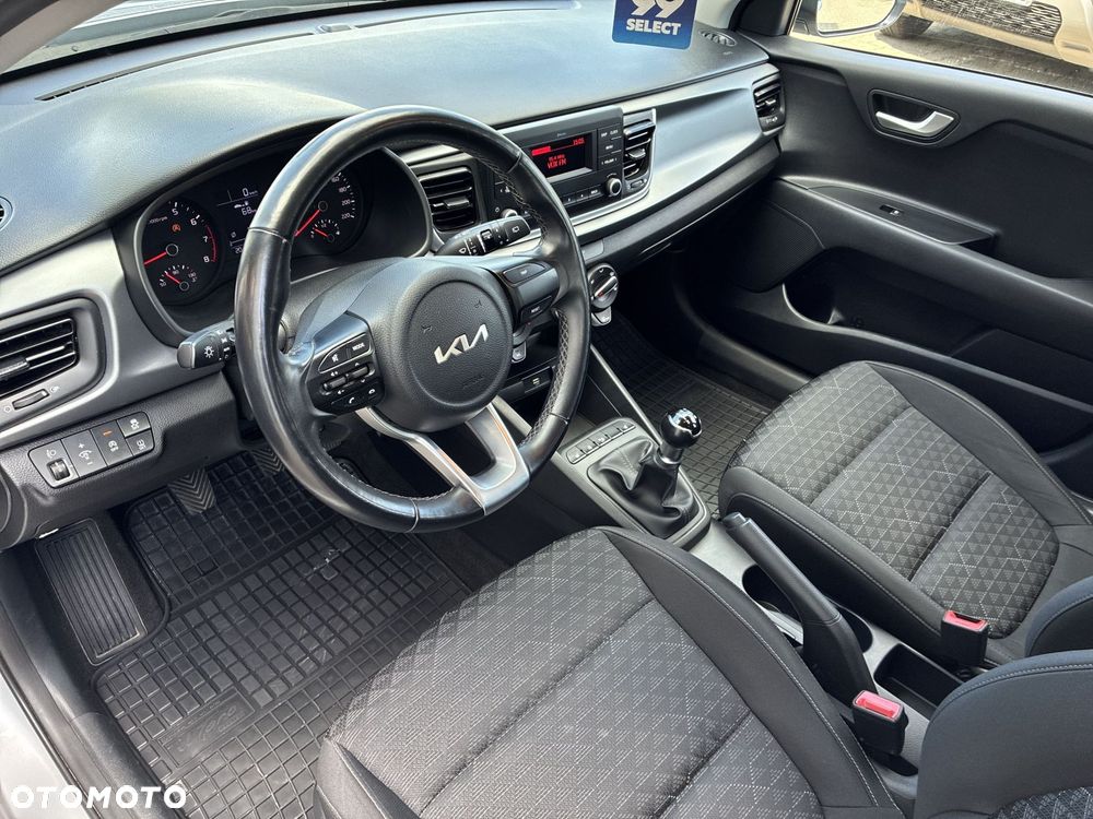 Kia Rio 1.2 M - 10