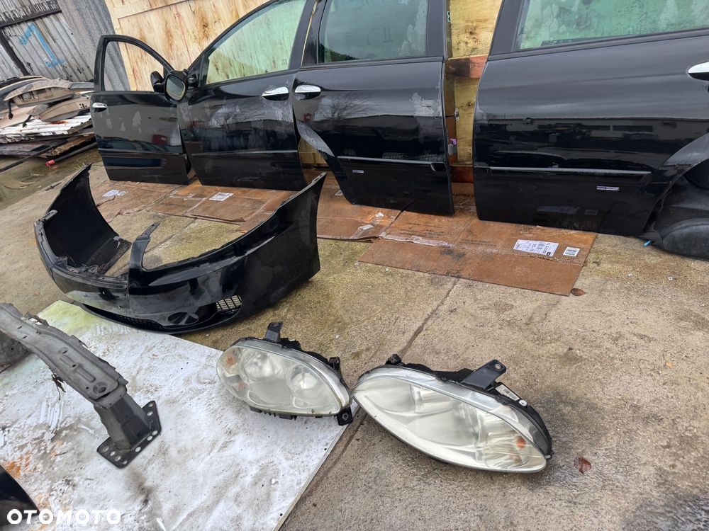 Fiat croma  zderzak przedni przód drzwi prawe lewe przód ty przednie tylne belka przód przednia maska klapa tył klapa bagażnika lampy przednie - 7