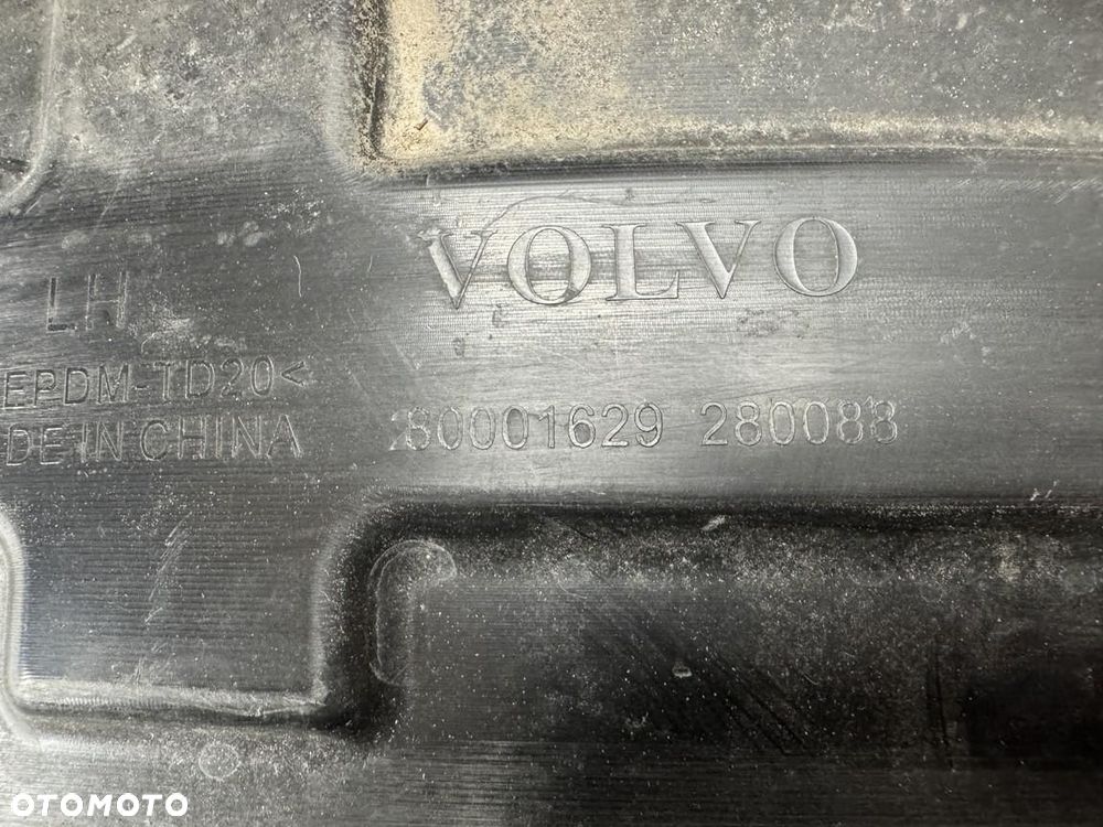 Przednie lewe nadkole  Volvo ex30  80001629 - 4