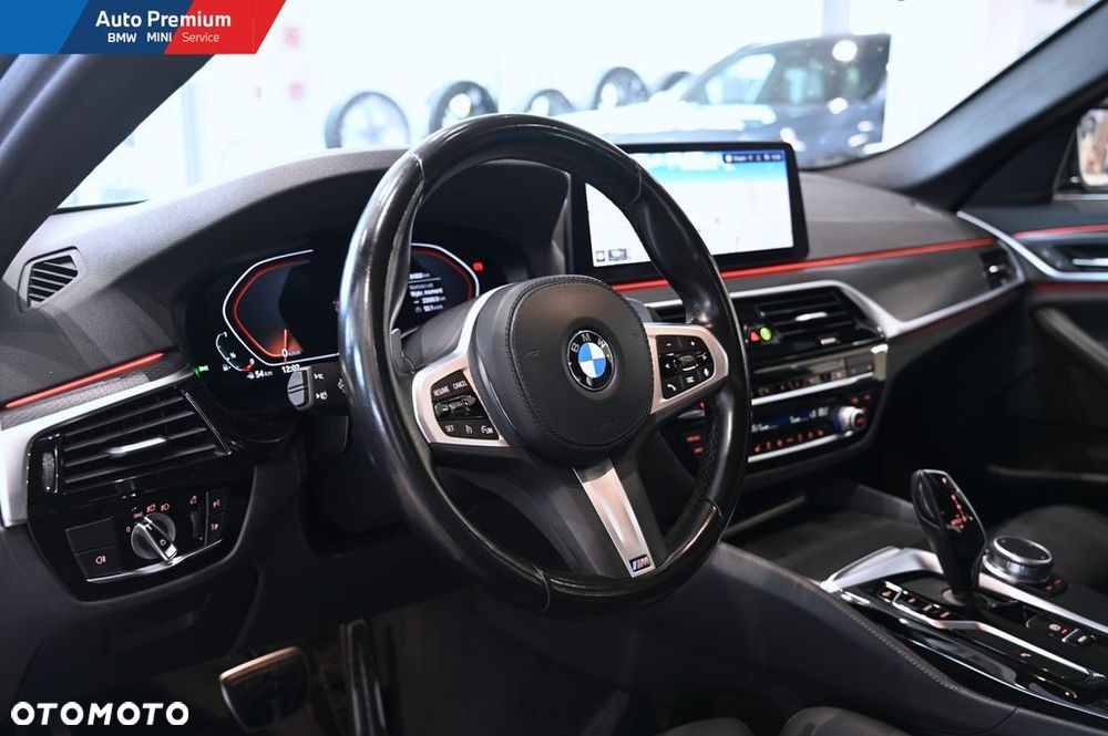 BMW Seria 5 520i mHEV - 7