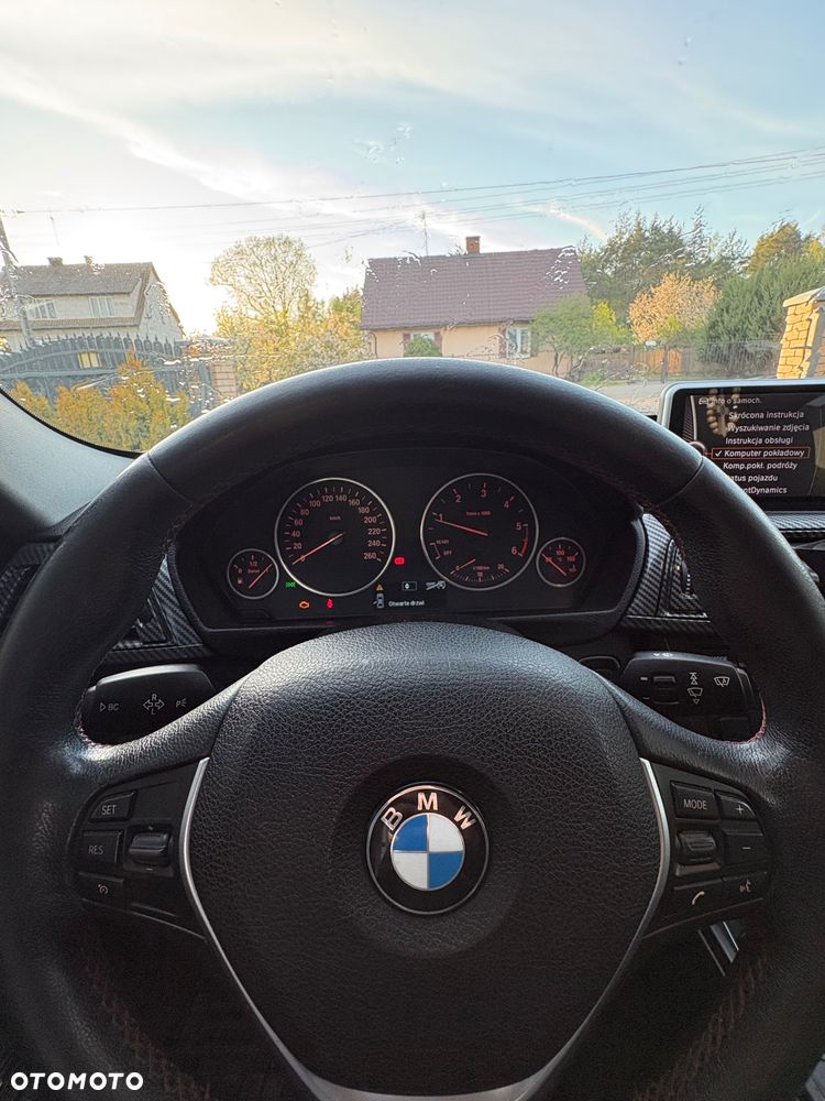 BMW Seria 3 316d - 11