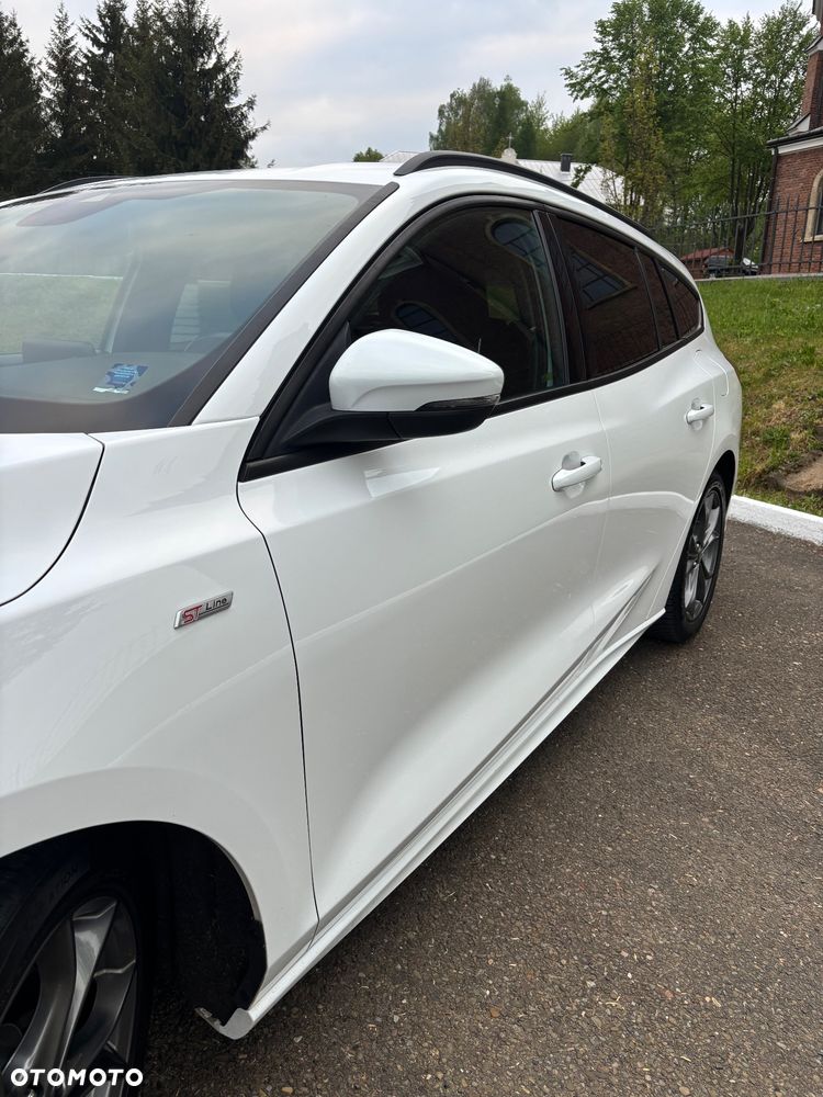Ford Focus 1.5 EcoBlue Start-Stopp-System ST-LINE VIGNALE - 13