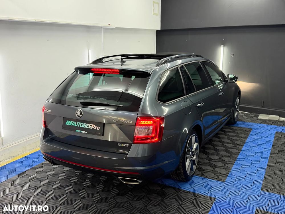 Skoda Octavia 2.0 TDI DSG RS - 6