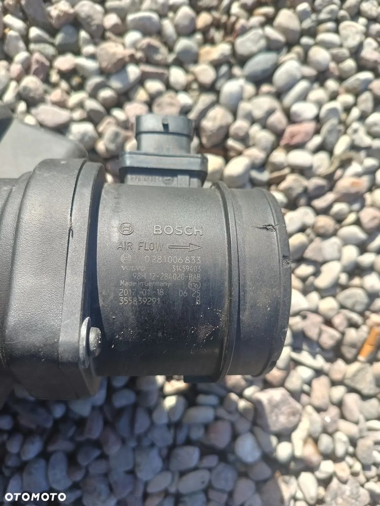 Volvo XC60 S60 V60 2,4 przepływomierz 31459403 oryginał - 1