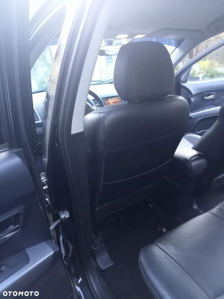 Peugeot 4007 HDI FAP 7-Sitzer Platinum - 6