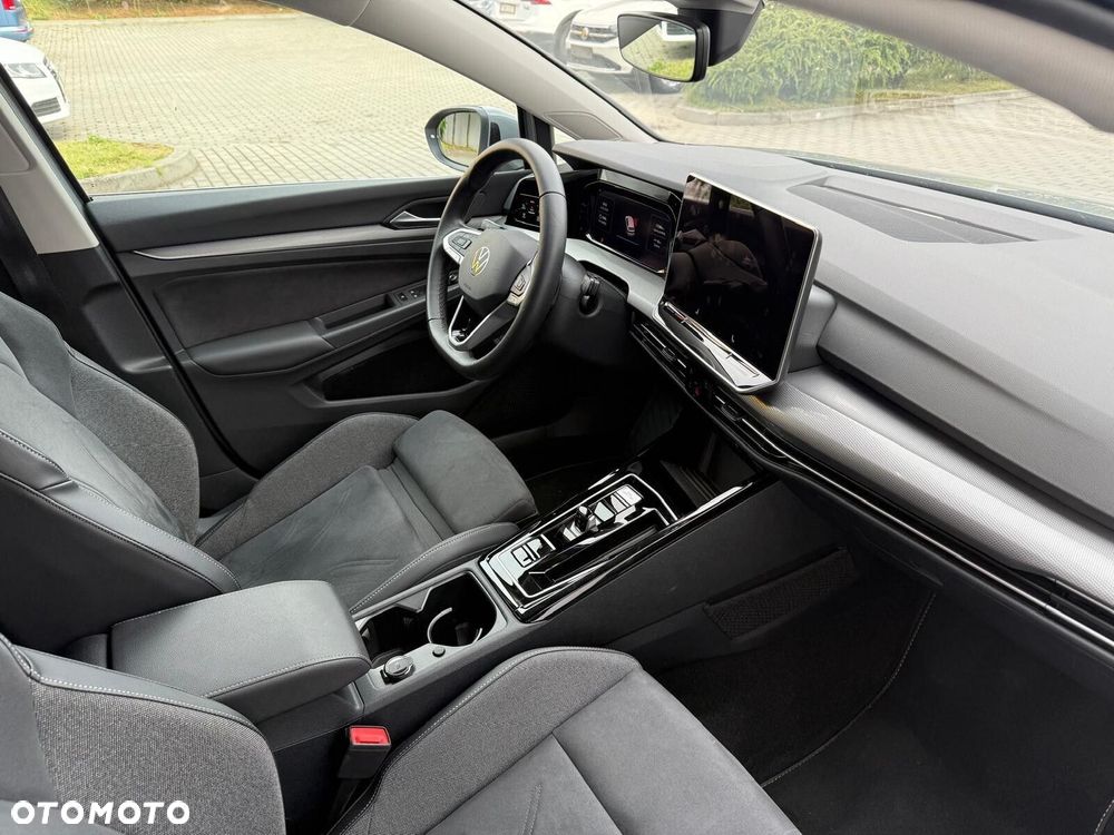 Volkswagen Golf 1.5 eTSI mHEV Style DSG - 13