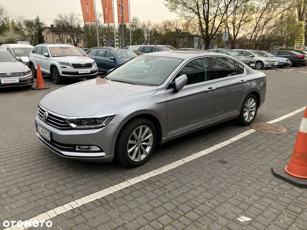 Volkswagen Passat 1.8 TSI BMT Highline - 19