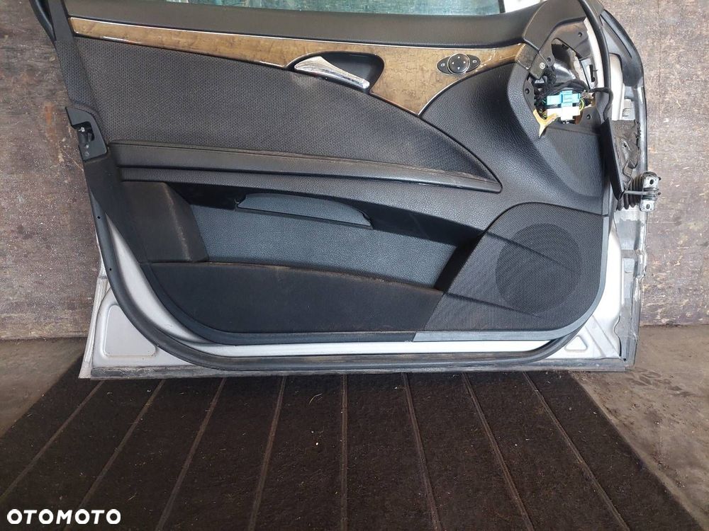 DRZWI KOMPLETNE LEWY PRZÓD MERCEDES-BENZ W211 E KLASA - 6