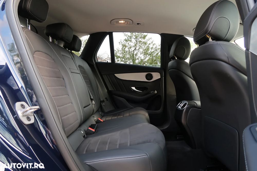Mercedes-Benz GLC 300 de 4Matic 9G-TRONIC AMG Line - 15