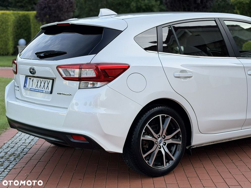 Subaru Impreza 2.0i Exclusive (EyeSight) Lineartronic - 14