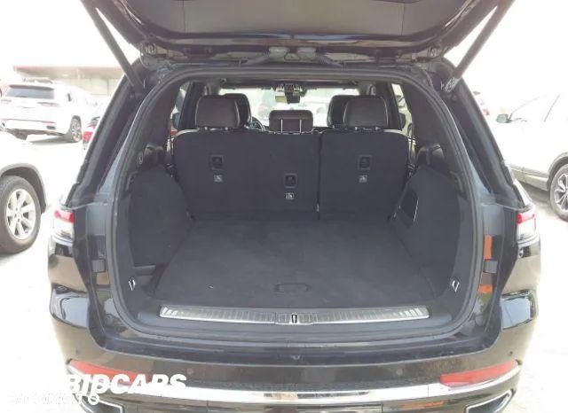 Jeep Grand Cherokee - 11
