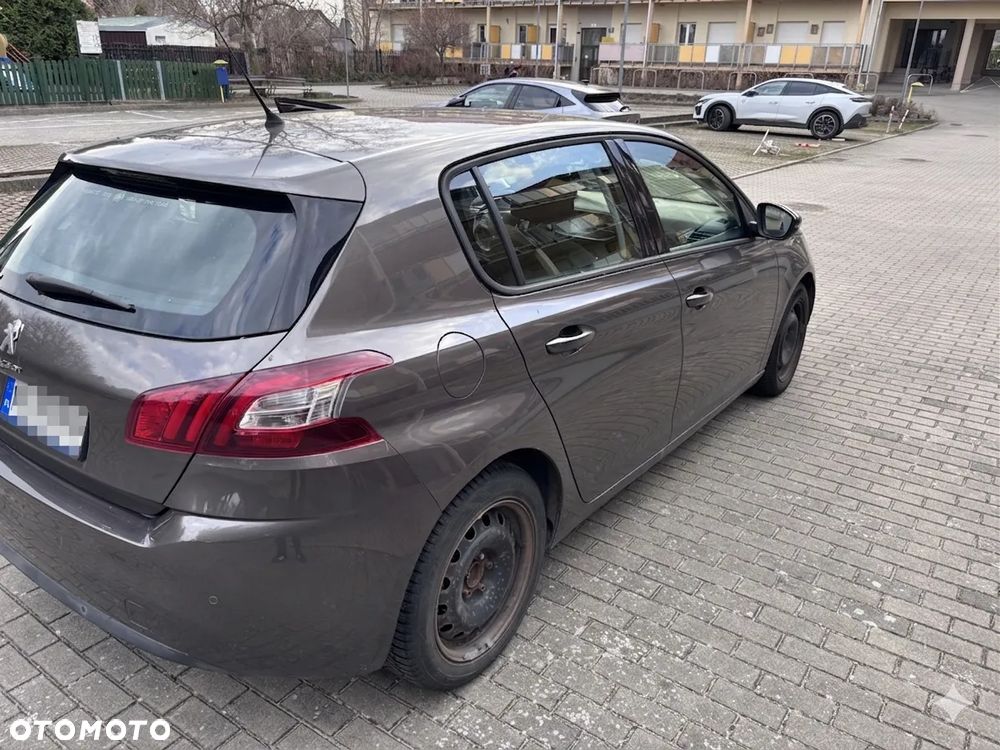 Peugeot 308 - 5