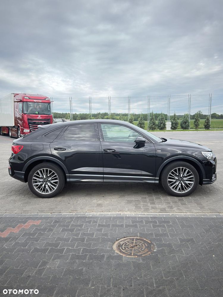 Audi Q3 35 TDI S-Line S tronic - 4