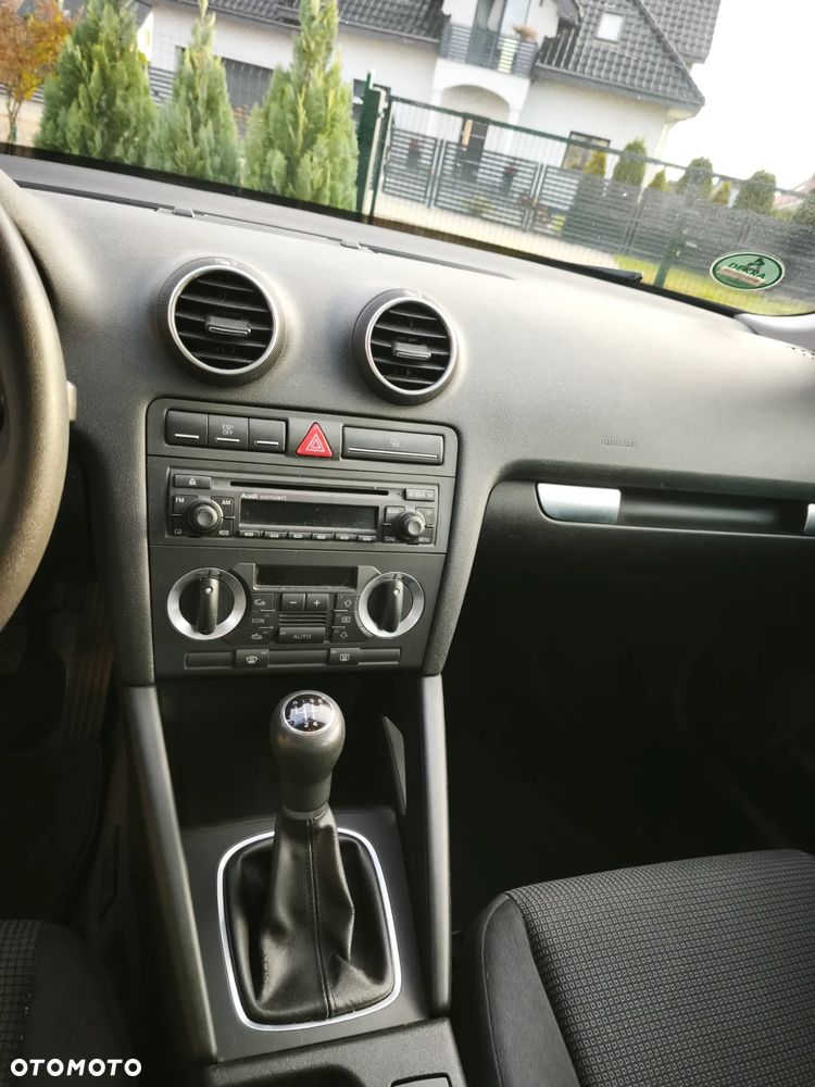 Audi A3 Sportback 1.9 TDI Attraction - 17