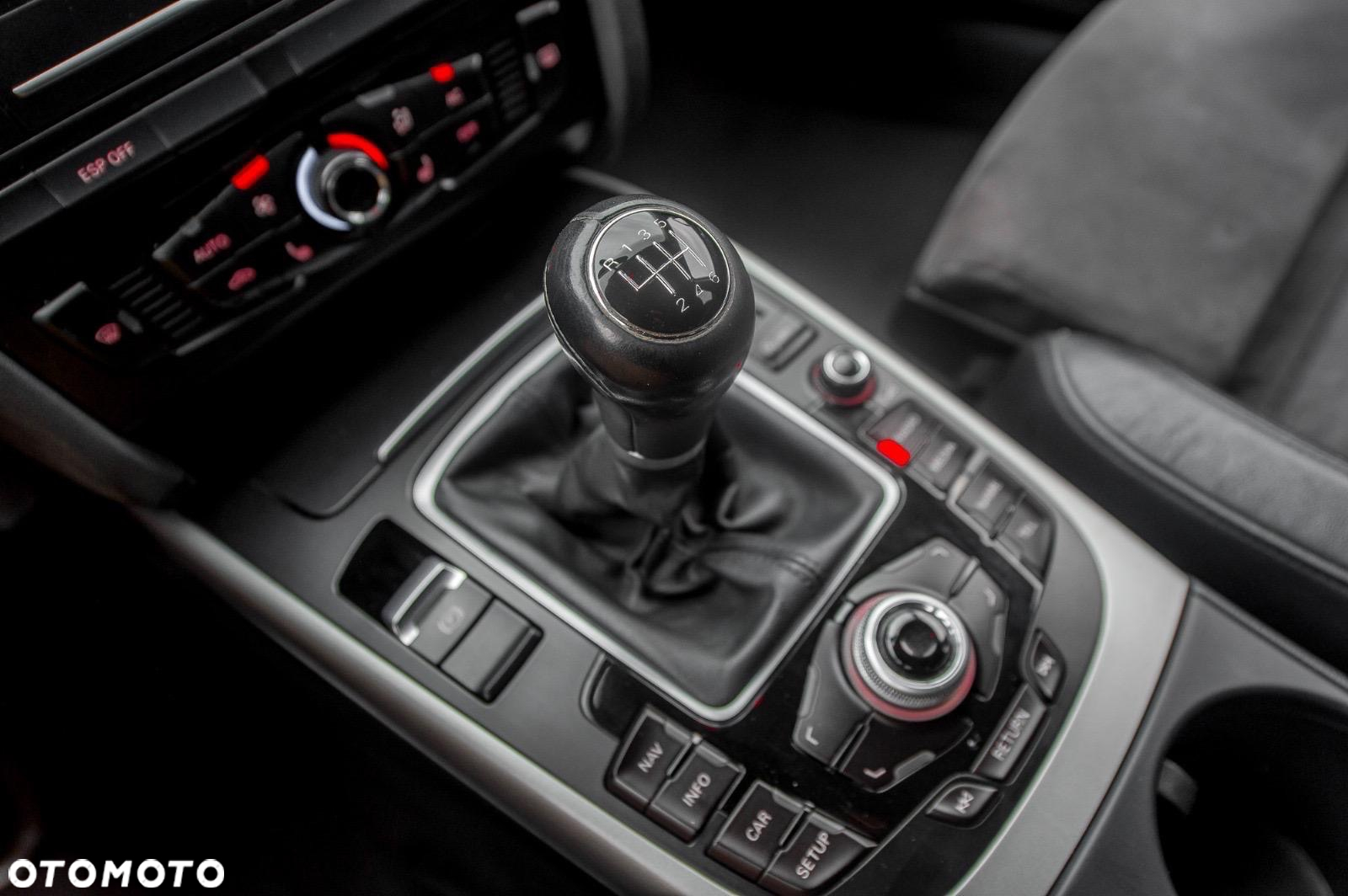 Audi A4 Avant 2.0 TFSI quattro Ambiente - 31