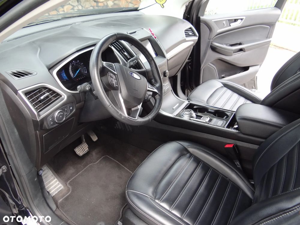 Ford Edge - 5