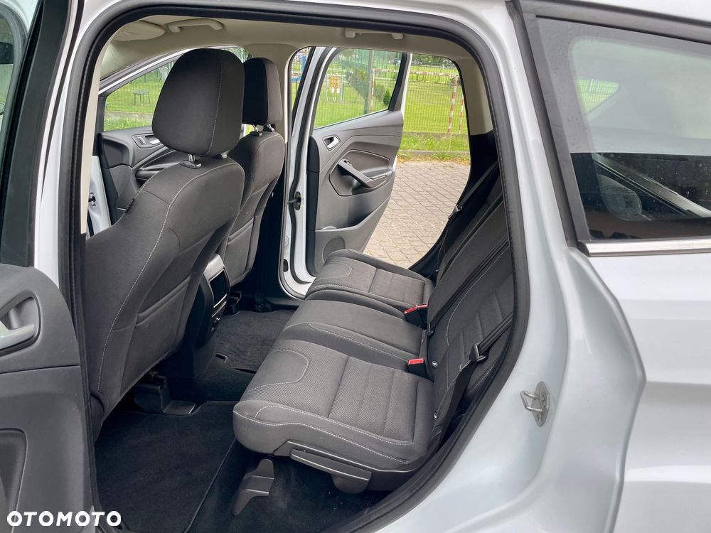 Ford Kuga 2.0 TDCi 4WD Titanium - 16