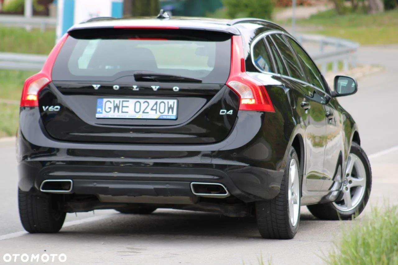 Volvo V60 D4 Summum - 5