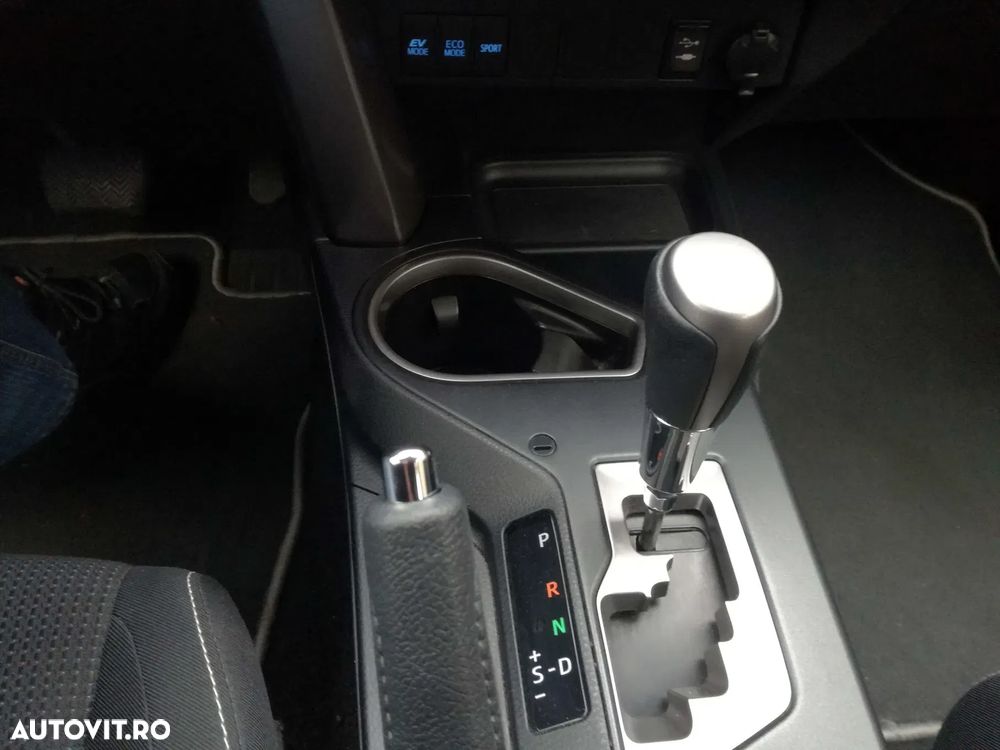 Toyota RAV4 2.5 VVT-i 4x2 Executive - 12