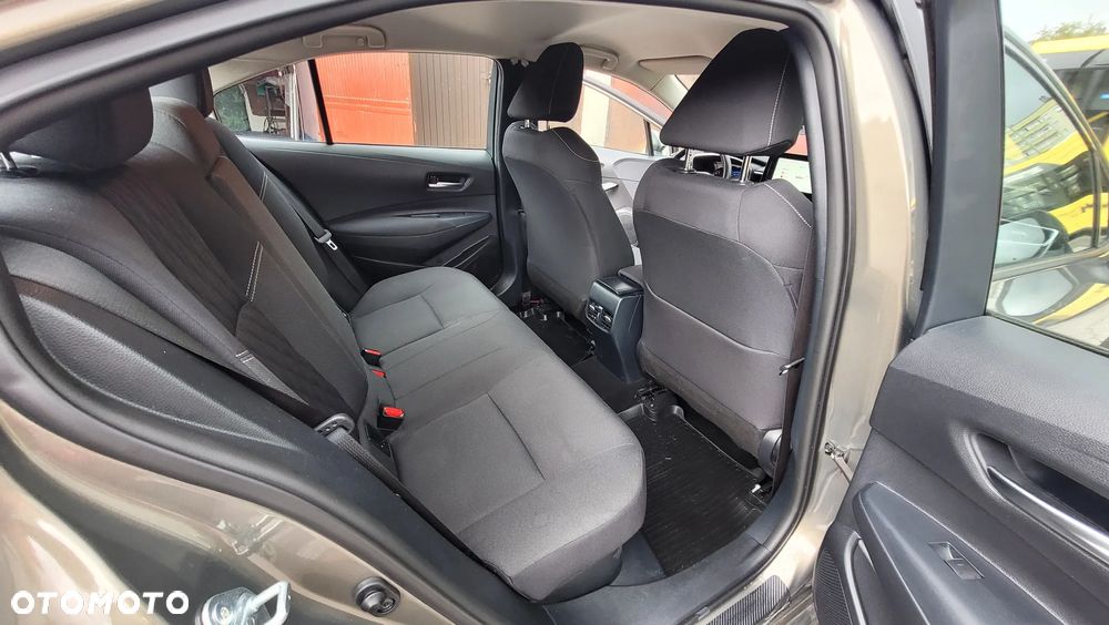 Toyota Corolla 1.8 Hybrid Comfort - 12