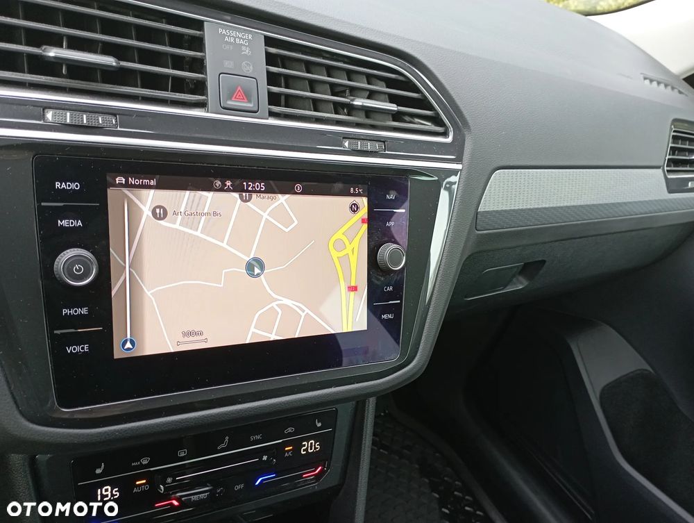 Volkswagen Tiguan - 13