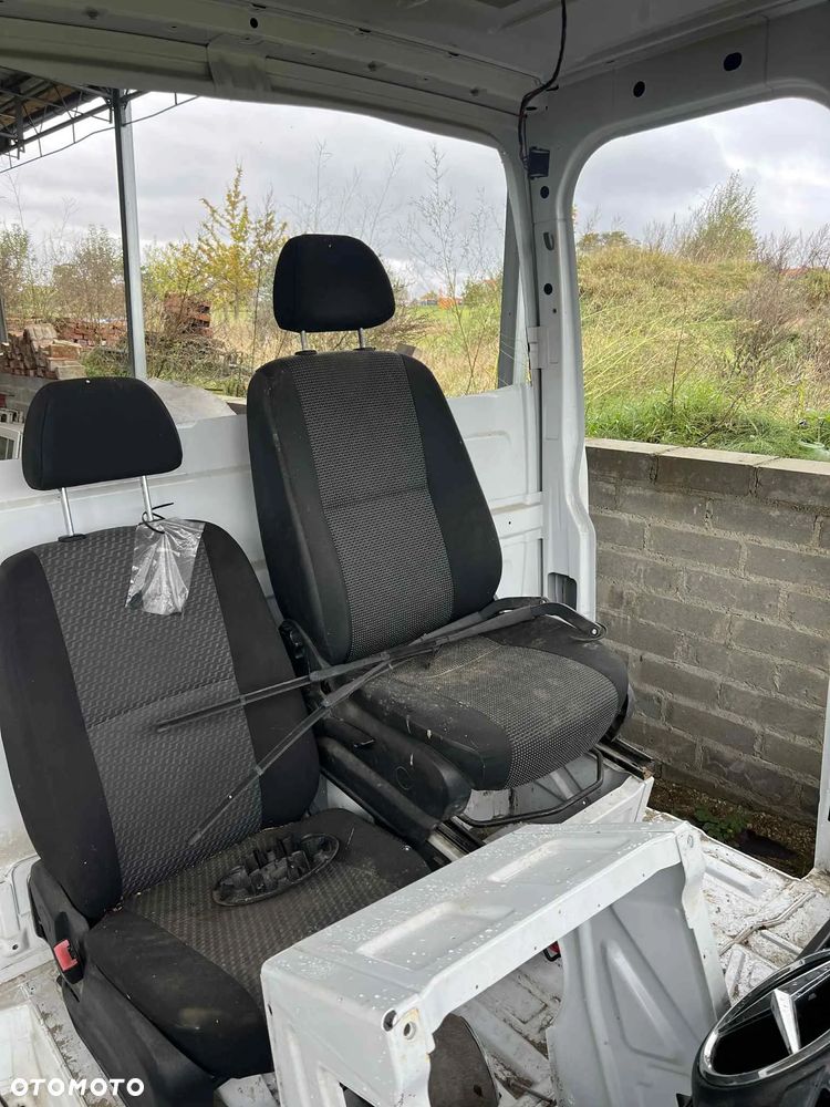 Mercedes-Benz Sprinter - 4