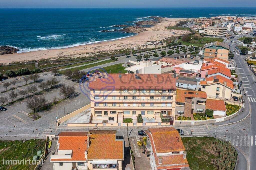 Loja com Terraço junto à Praia do Marreco - Grande imagem: 4/20